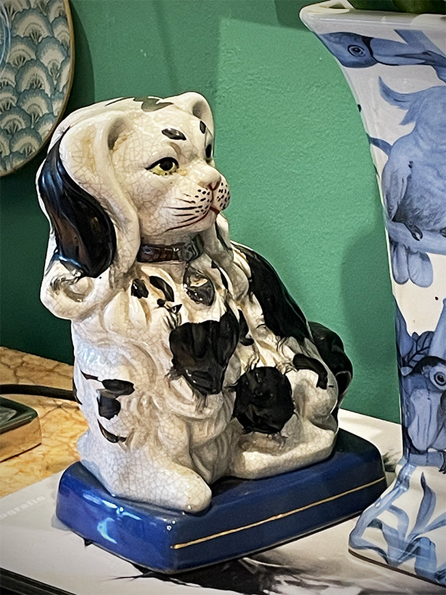 antigue-staffordshire-dogs-figurines